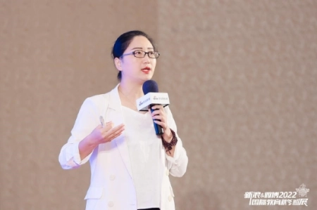 新浪教育上海UEC国际中心教学总督导赵超:个性化规划学生升学路